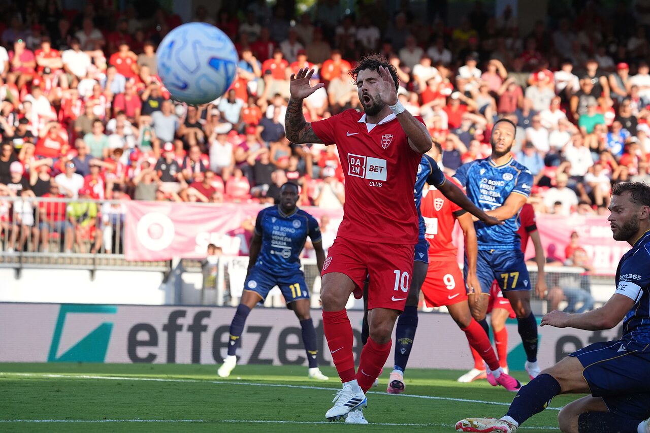 Ancora un buon Monza, ma il risultato è sempre negativo. Difesa e portiere: occorre intervenire in fretta, anzi in frettissima