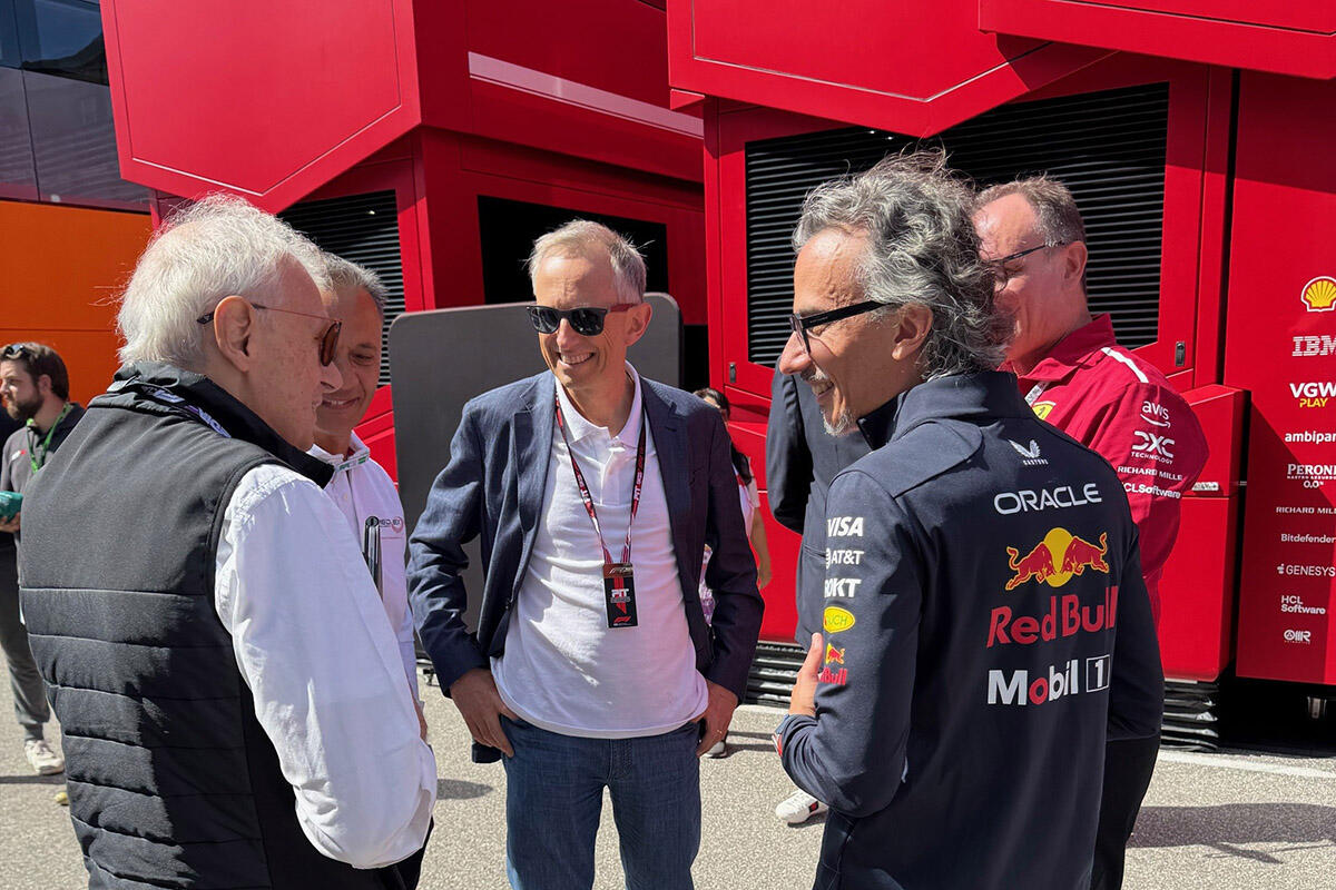 Il Presidente di Ferrari Benedetto Vigna con Laurent Mekies ed il monzese Ercole Colombo
