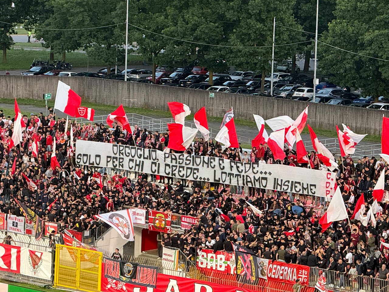 L'incitamento dei tifosi
