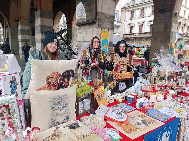 Befana del cane e del gatto - Enpa Monza e Brianza
