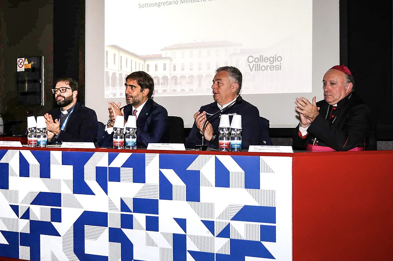 Il tavolo dei relatori