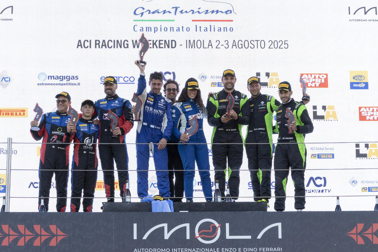 Il podio di Imola con Calcagno al terzo posto
