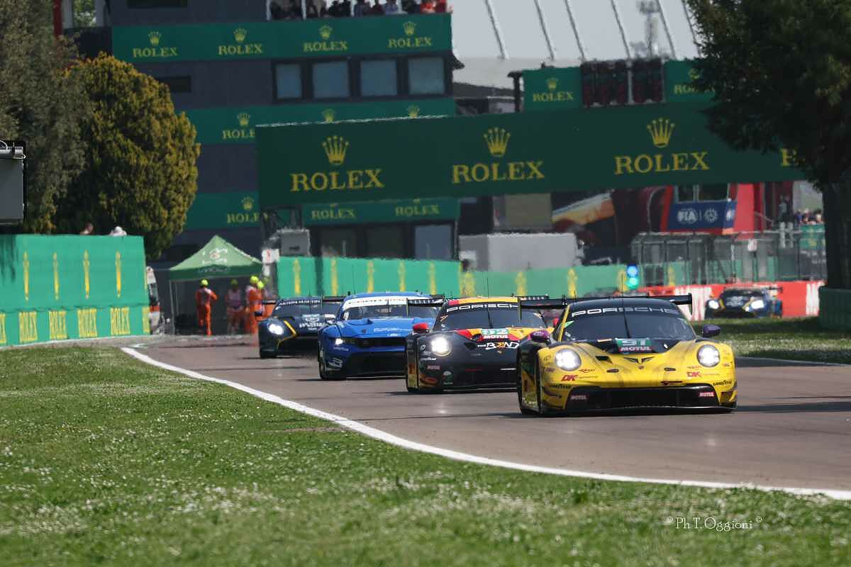 Il gruppo delle GT in lotta