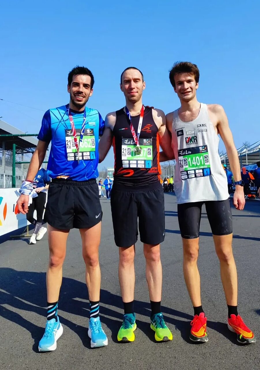 Podio 21 km competitiva: da sinistra Zambelli, Rossetto, Ghirardi / Facebook Run For Life