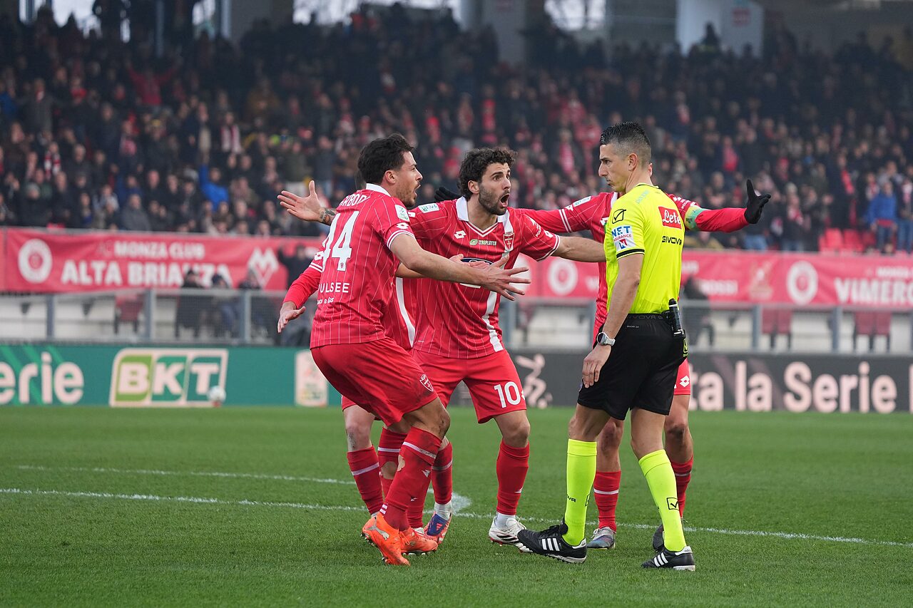 Protestano i monzesi