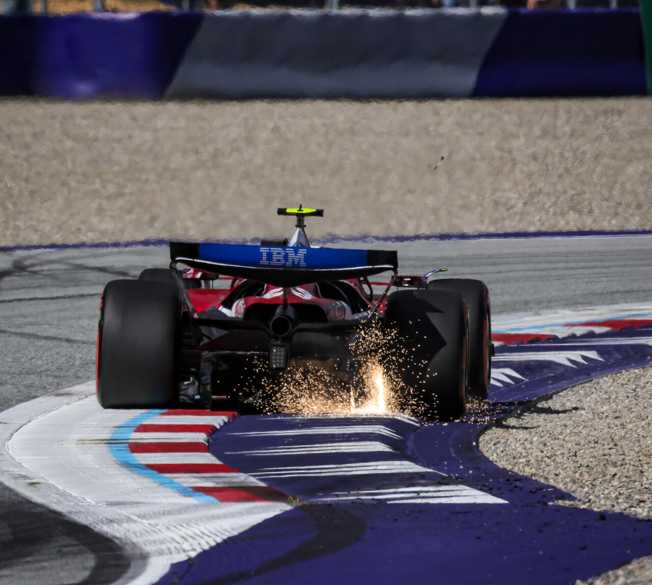 Scintille dalla Ferrari