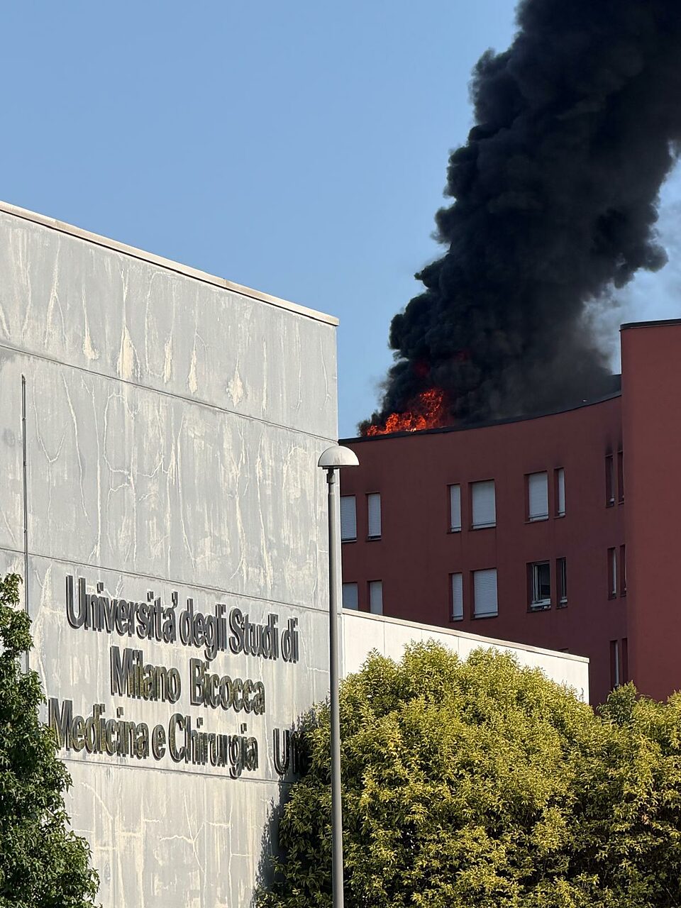 Incendio Monza