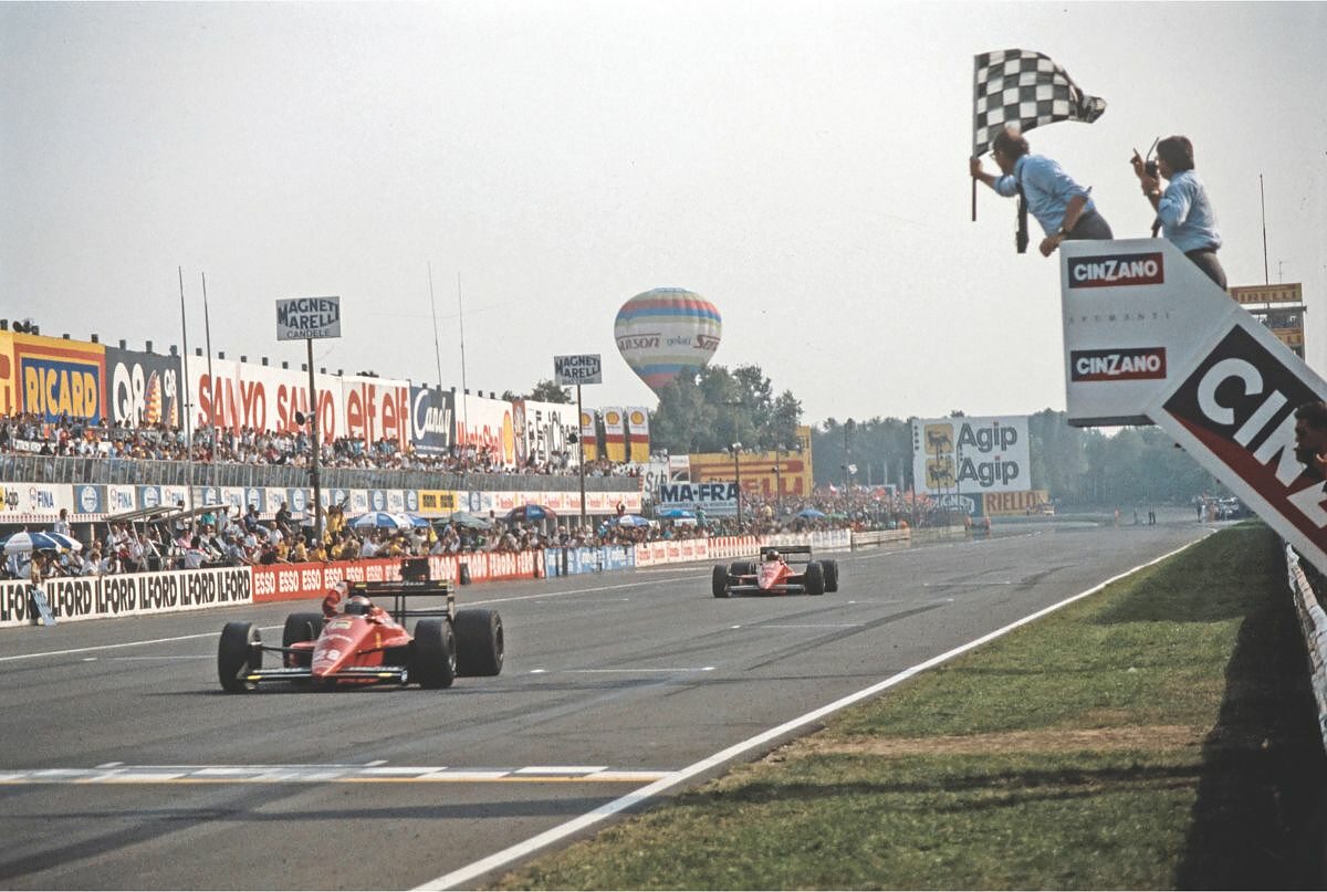 L'arrivo del GP d'Italia 1988 - Berger davanti ad Alboreto