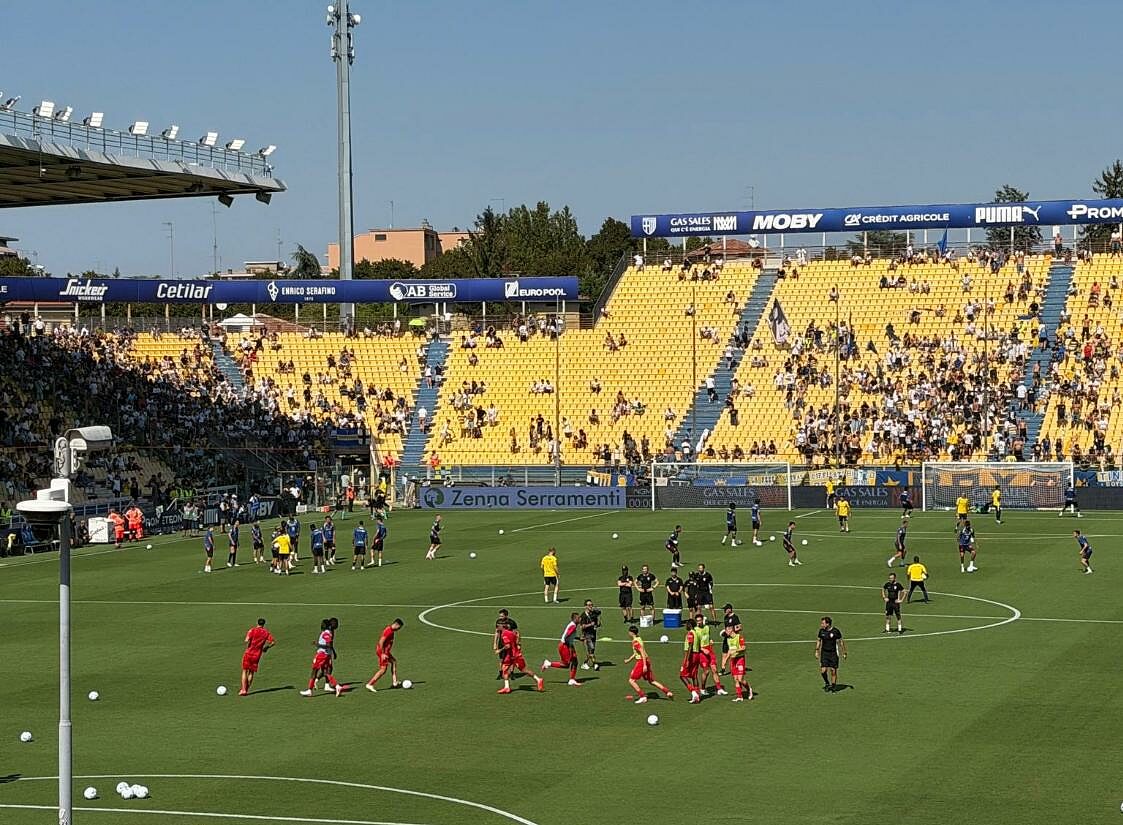 Dopo Bologna, salta un'altra panchina in serie A? Le ultime stasera in diretta