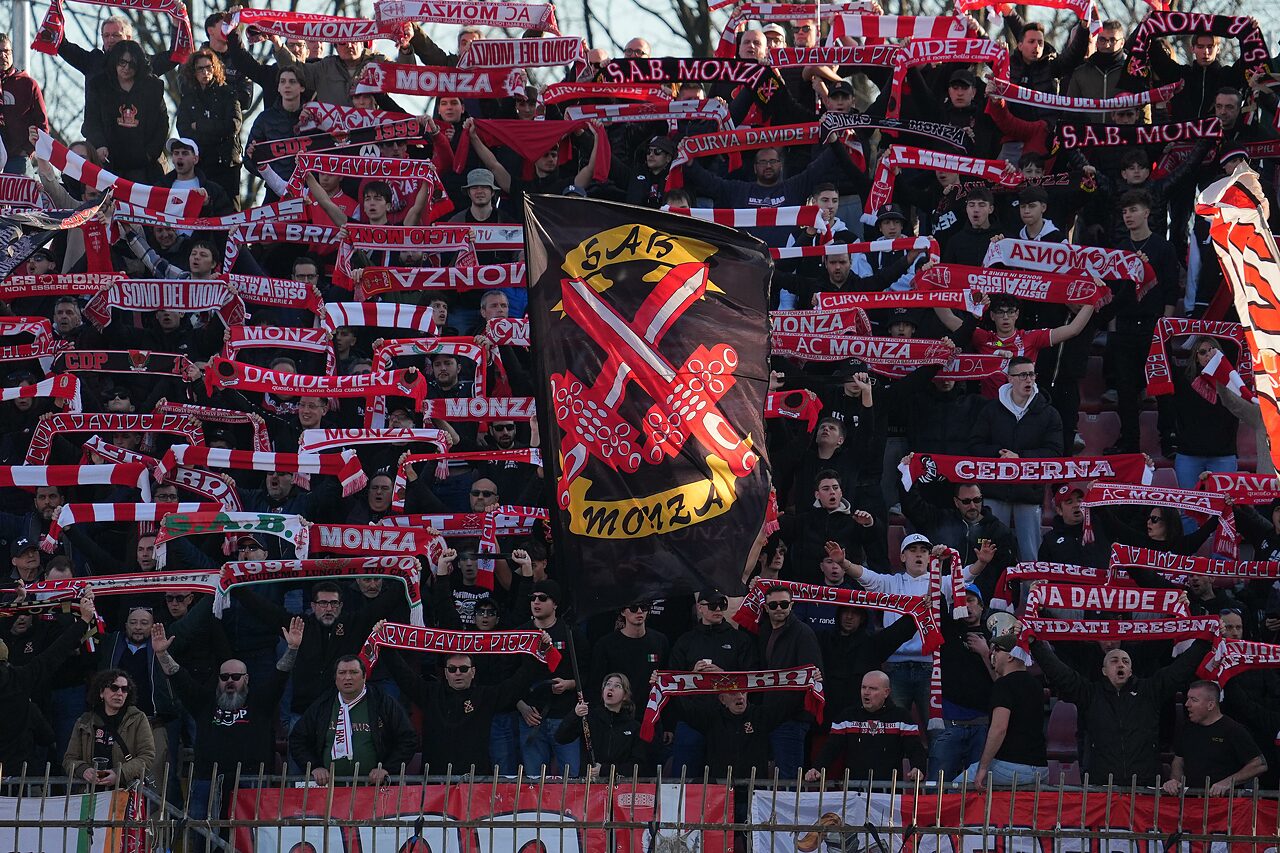 Curva Pieri