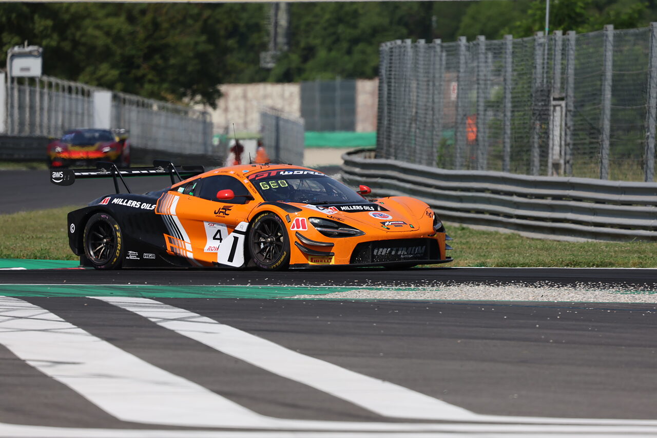 GT World Challenge a Monza - Foto Tiziano Oggioni