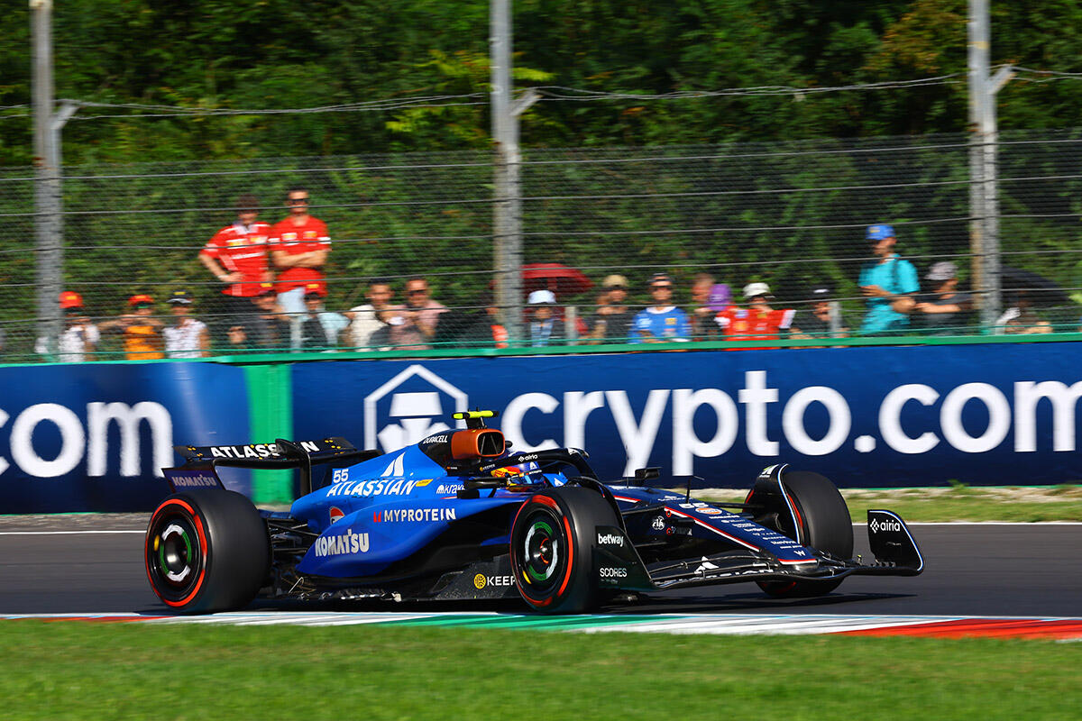 Sainz alla Variante Ascari