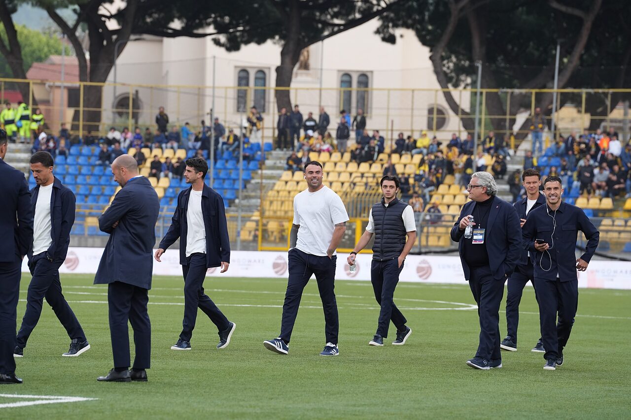 Ci si riscalda a Castellammare di Stabia