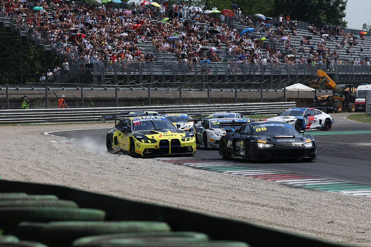 Il via del Campionato Italiano GT