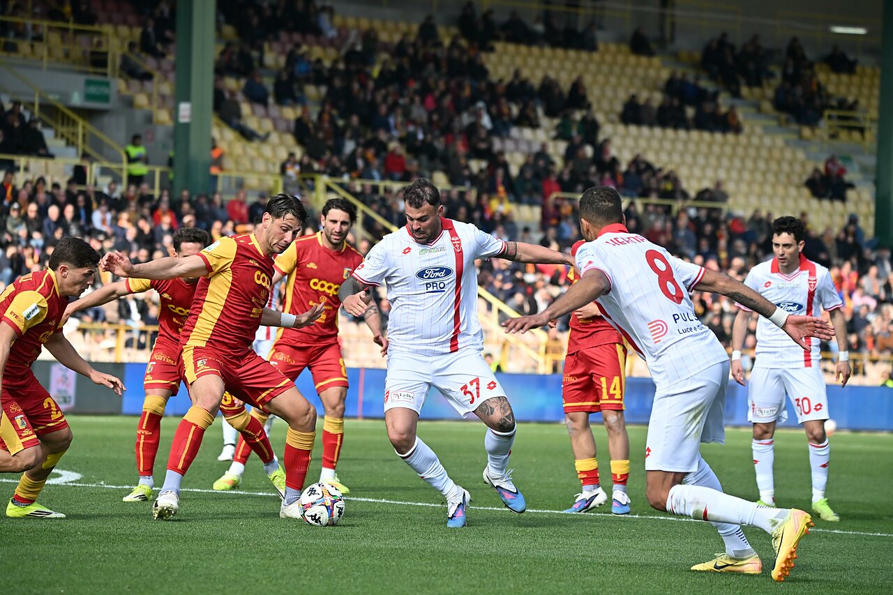 Petagna non governa la mischia 