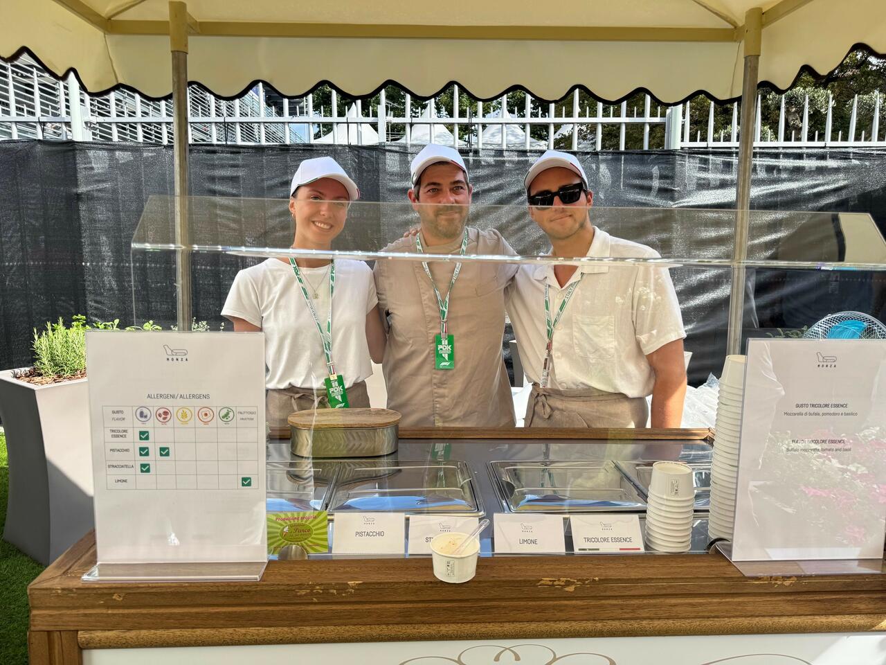 I ragazzi della Gelateria Al Parco