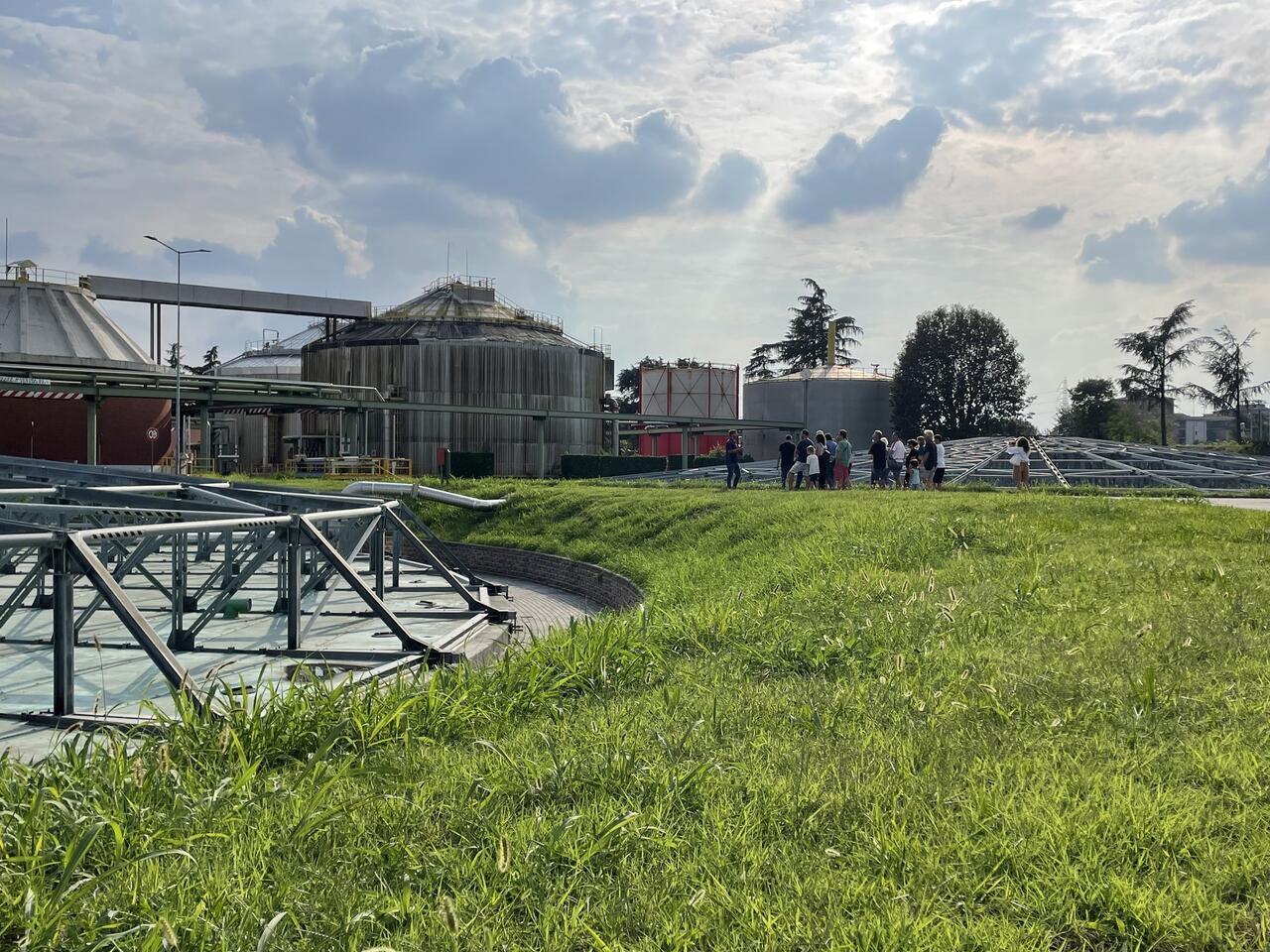 Monza, arriva il fotografo di National Geographic: i cittadini raccontano San Rocco con uno smartphone