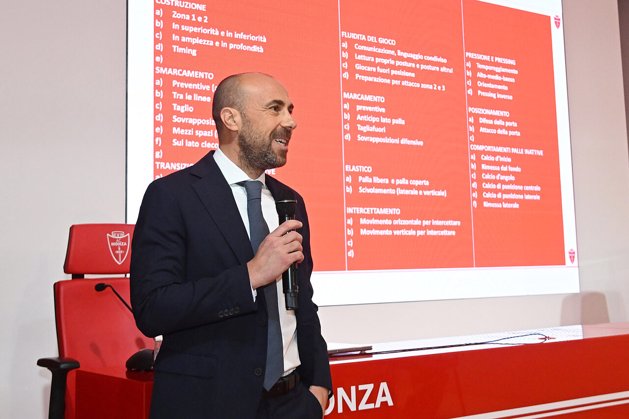 Il dt Vallone