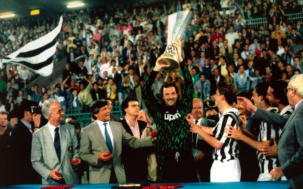 Juve UEFA 90