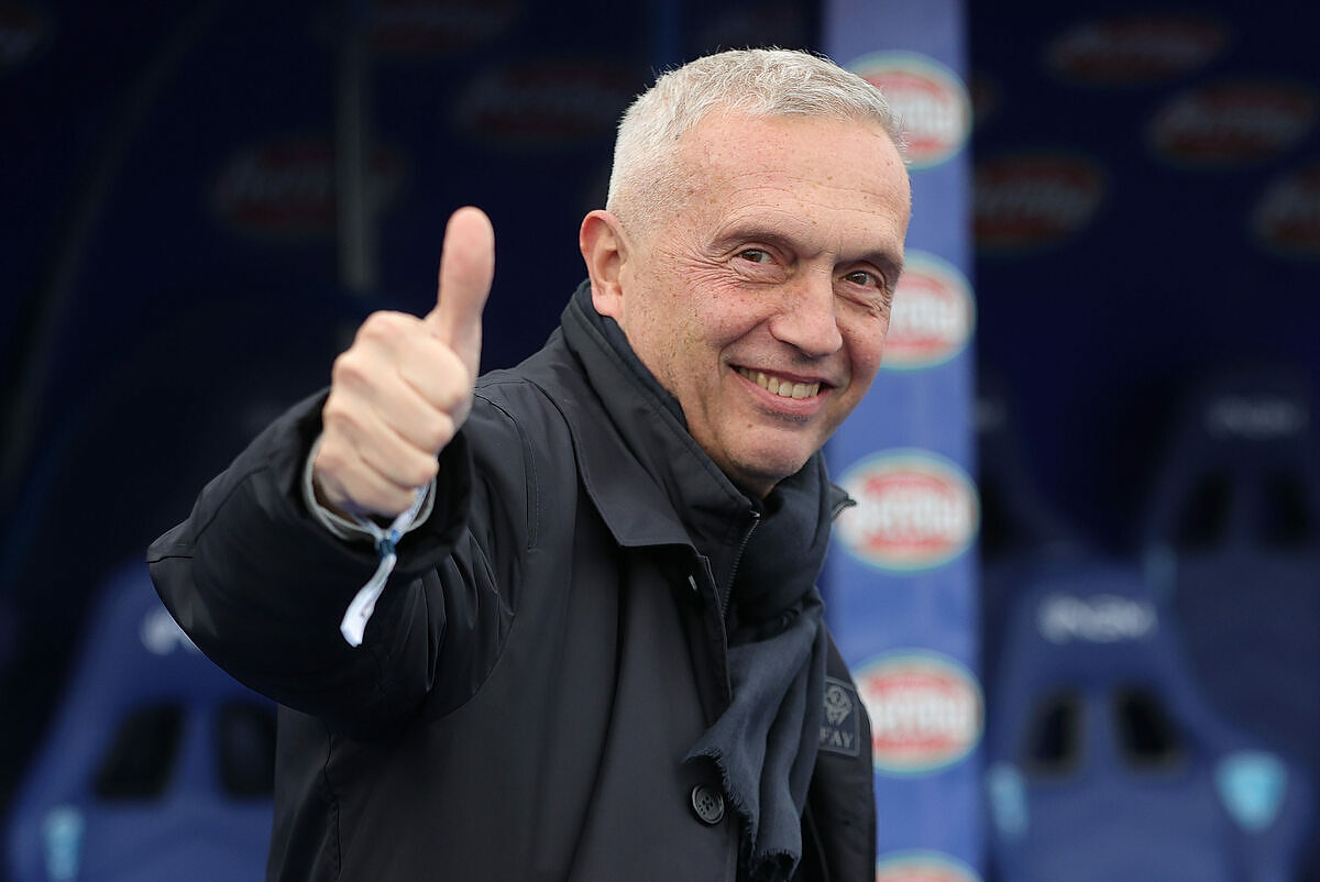 🤩 Colpo ECCEZIONALE per un club cadetto, in arrivo un TOP manager! Mencucci vicino alla firma