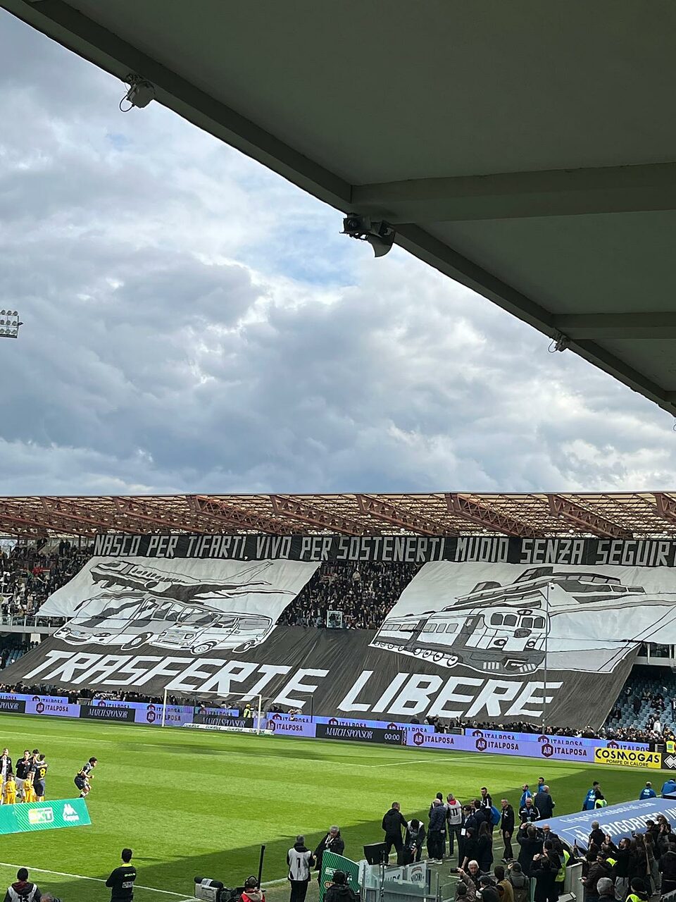 Striscione di protesta Curva Mare Cesena