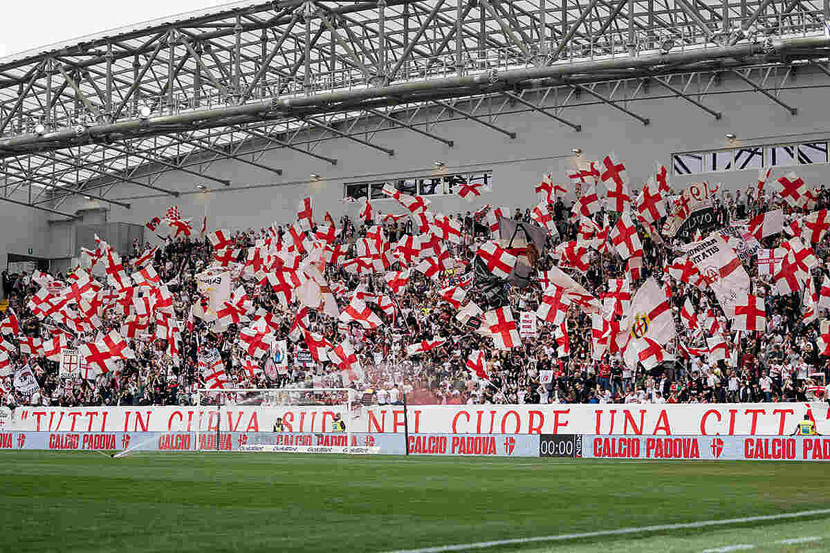 La nuova Curva Sud dei tifosi del Padova