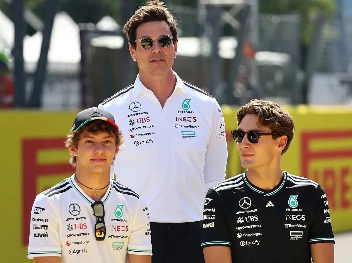 F1 Russell Antonelli