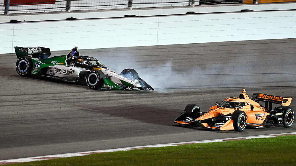 Ritiro per Rahal dopo il podio di Detroit