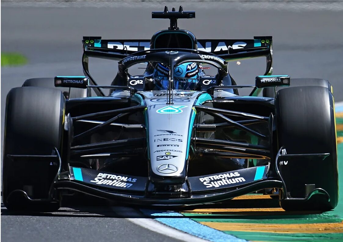 George Russell in pista a Melbourne
