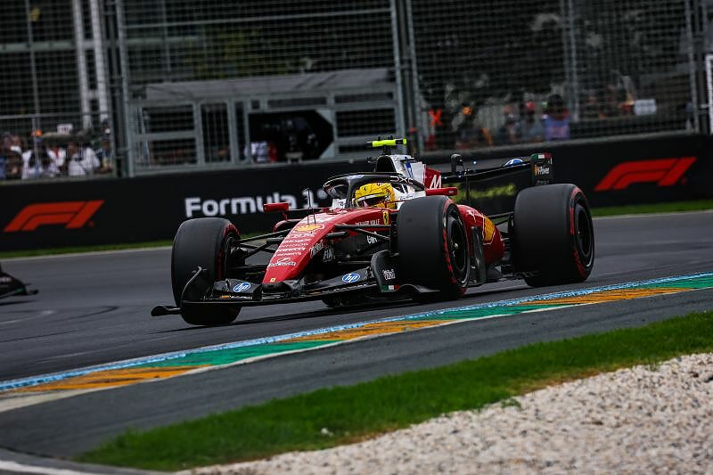 Il nuovo volto di Hamilton: più "leadership" e segnali di riscossa Ferrari