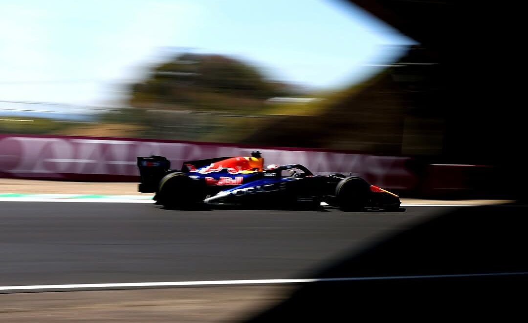 La Red Bull RB22
