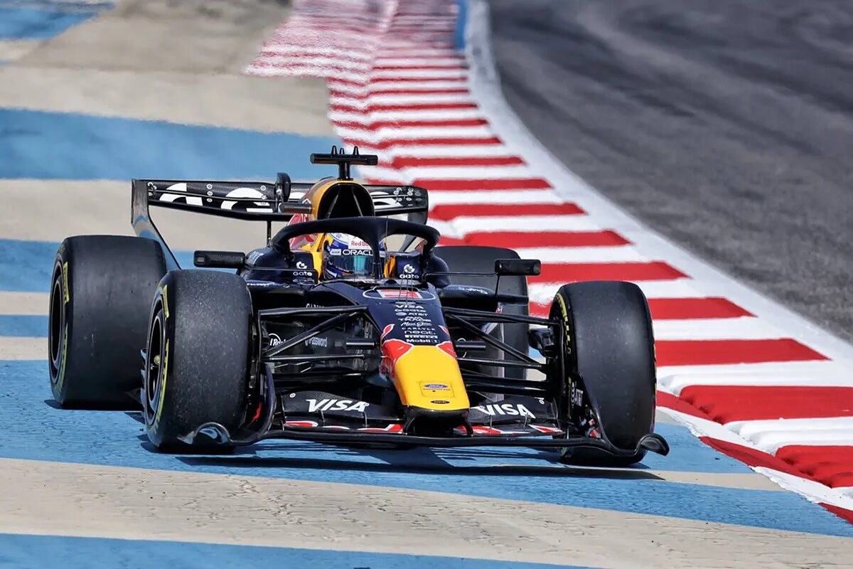 F1 Power Unit Liam Lawson Max Verstappen