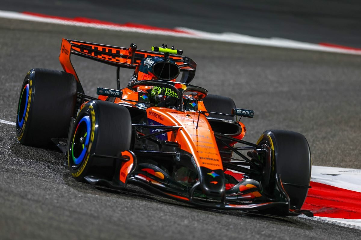 McLaren MCL40 Bahrain