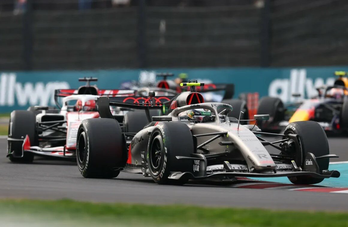 Audi R26