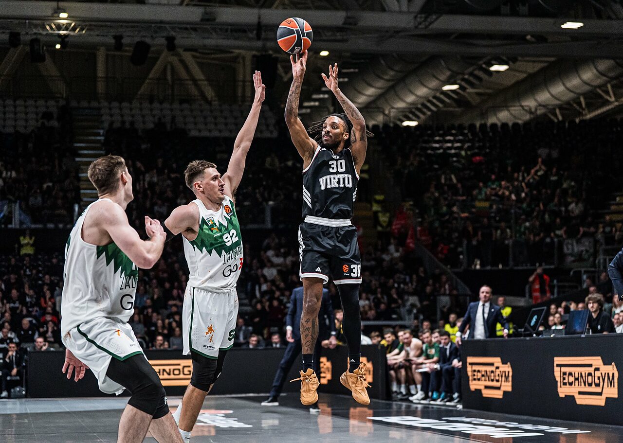 Matt Morgan in azione con la Virtus