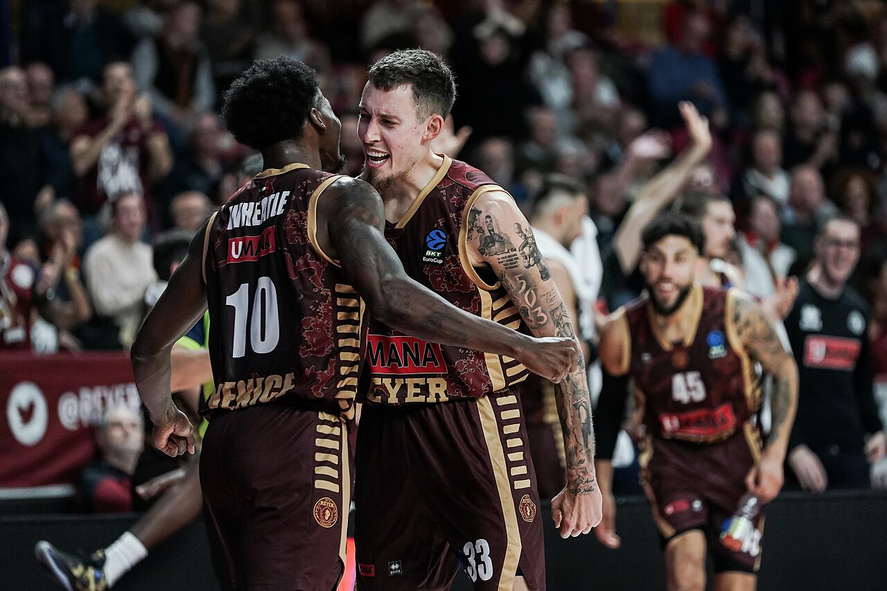 Festa Reyer con Amburgo