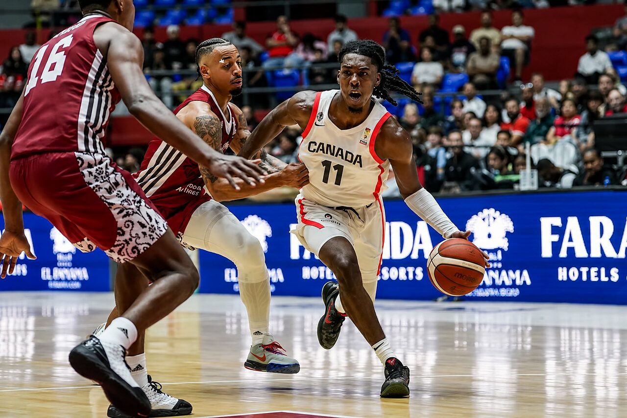 Marcus Carr in azione con il Canada