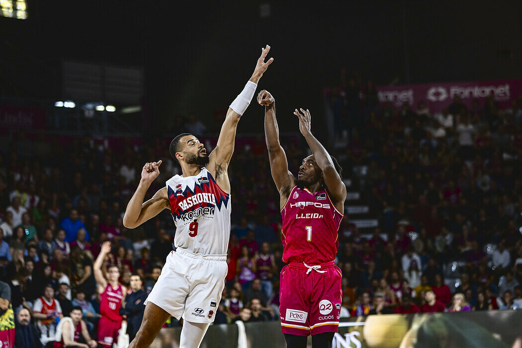 James Batemon, protagonista con Melvin Ejim del successo sul Baskonia