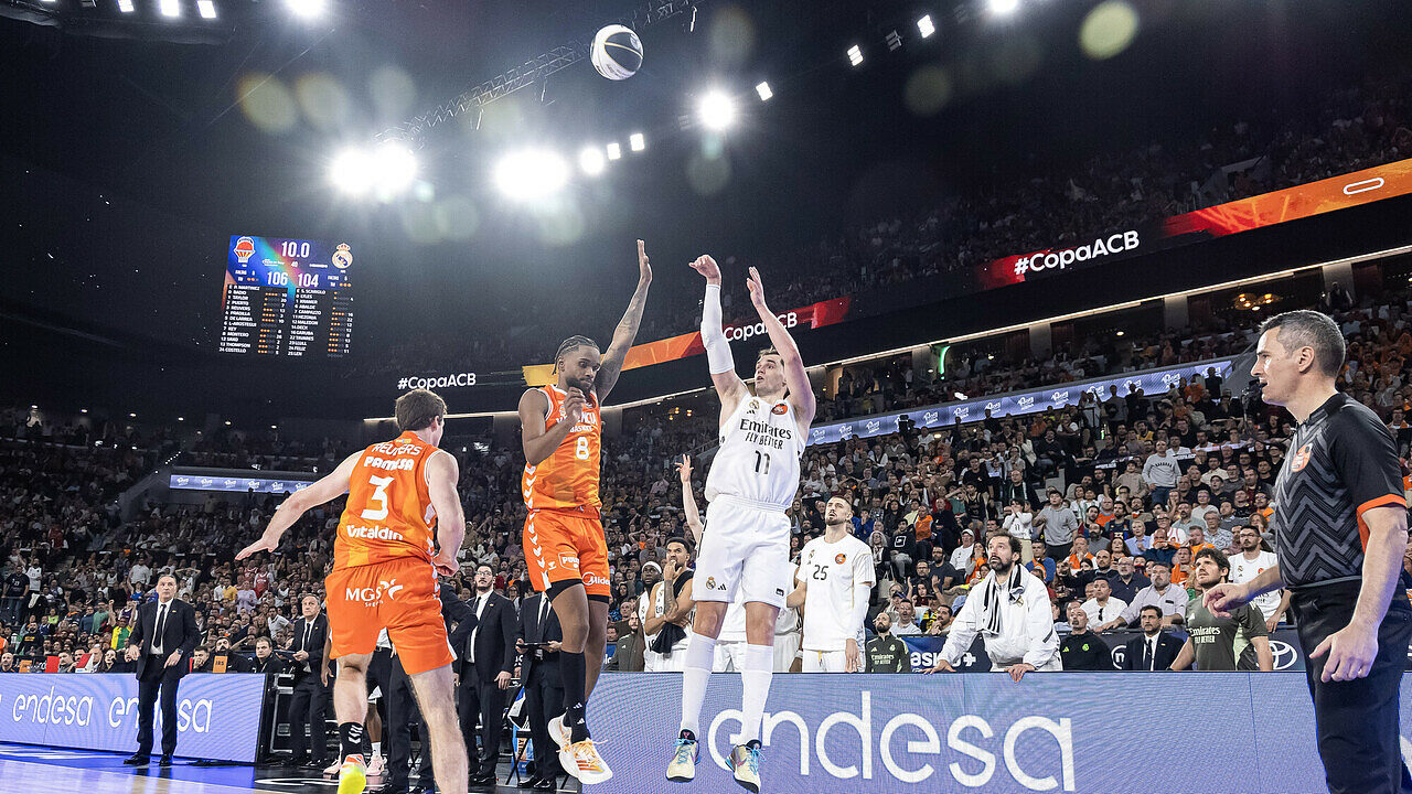 il tiro decisivo di Hezonja