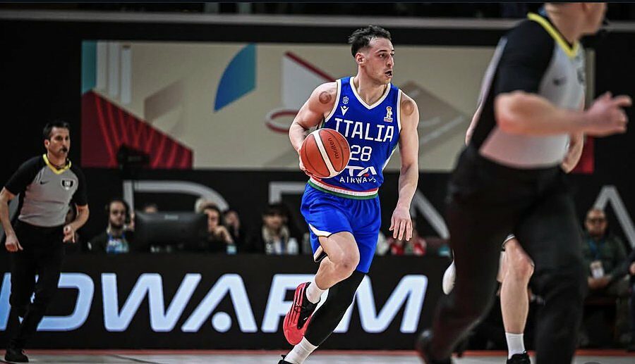 Casarin in azione con l'Italia