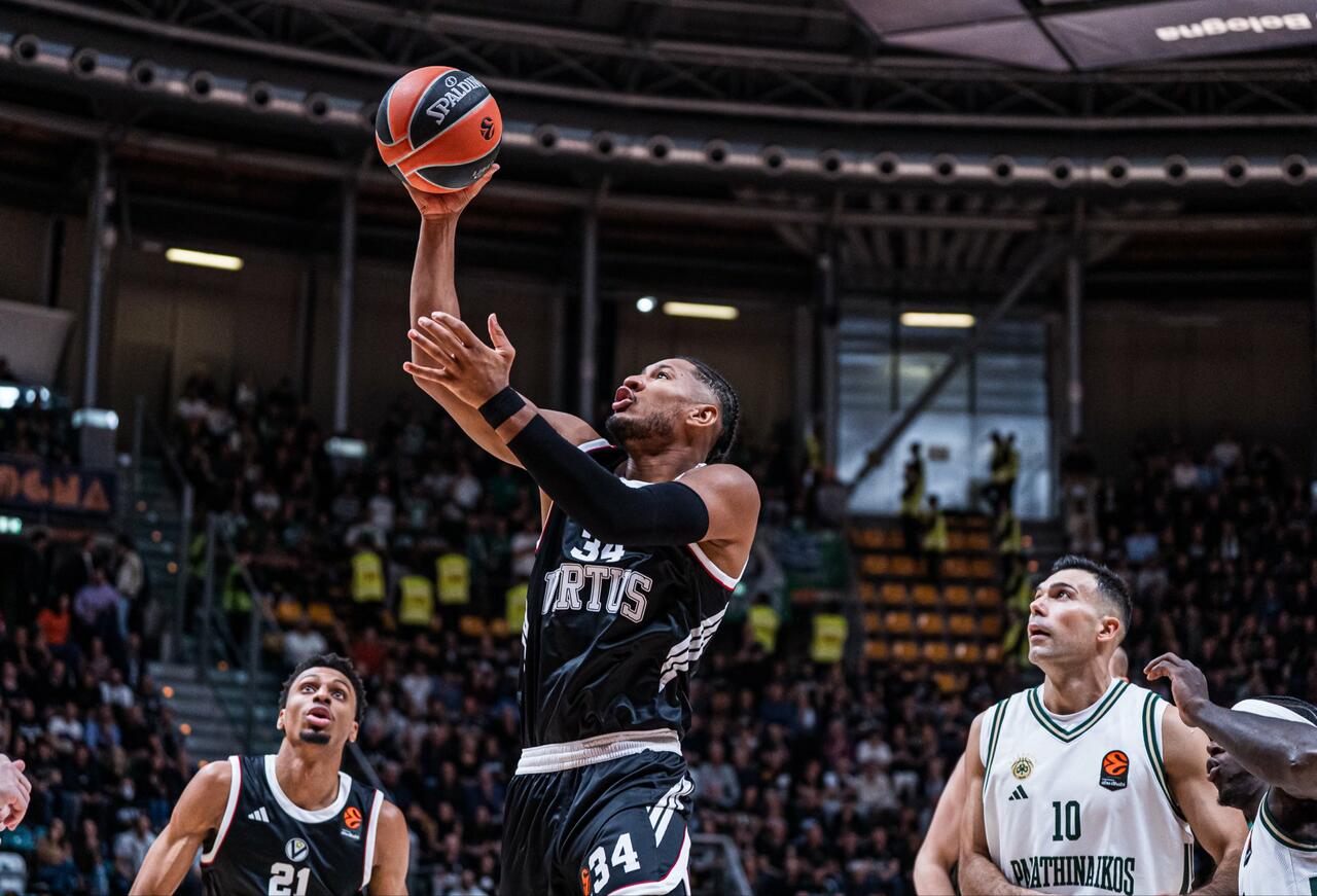 Karim Jallow in azione con la Virtus