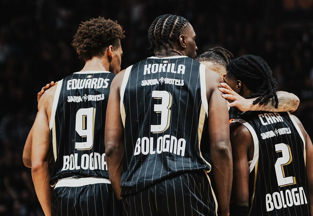 Kevin Kokila in azione con la Virtus