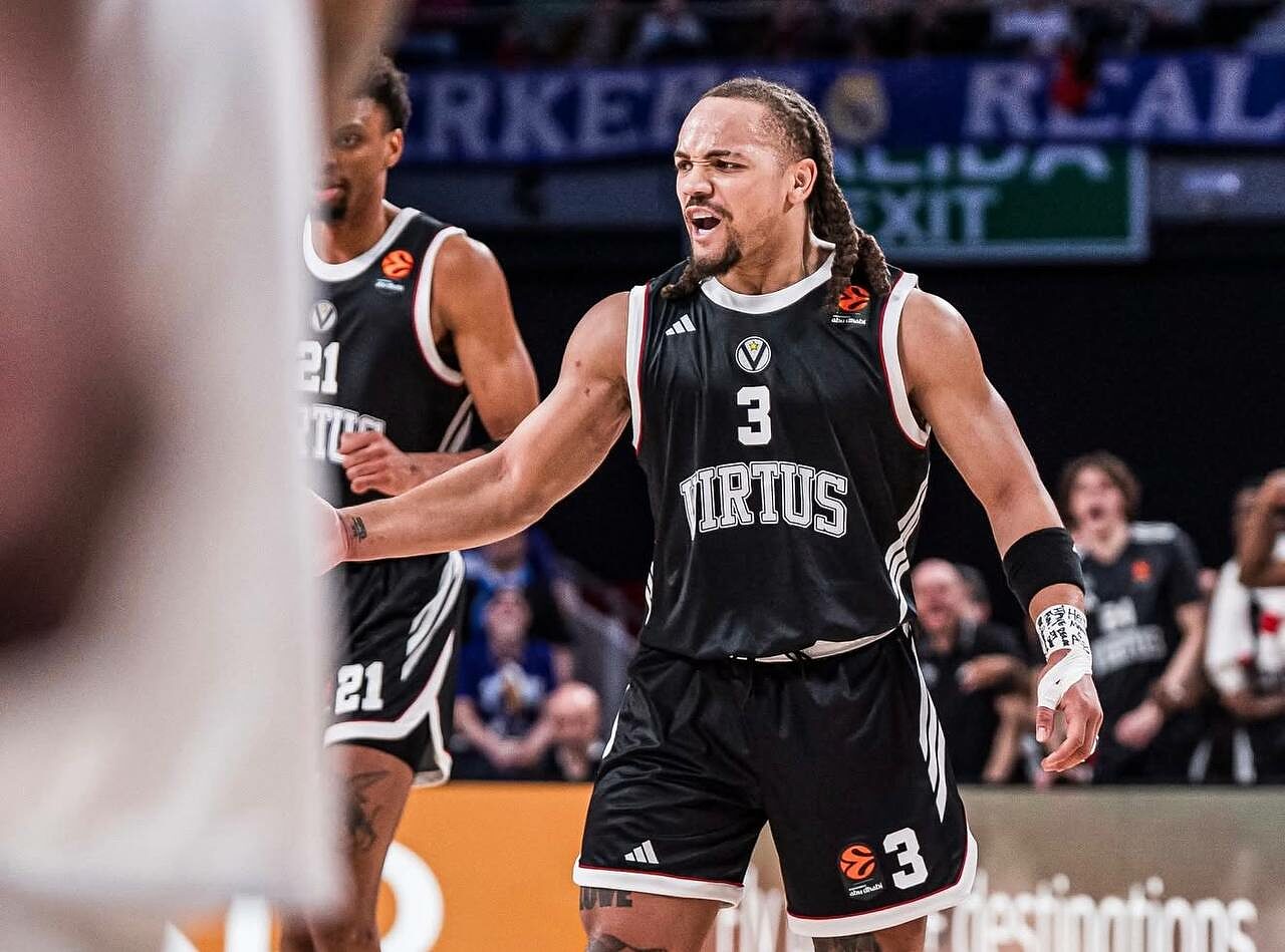 Carsen Edwards in azione con la Virtus