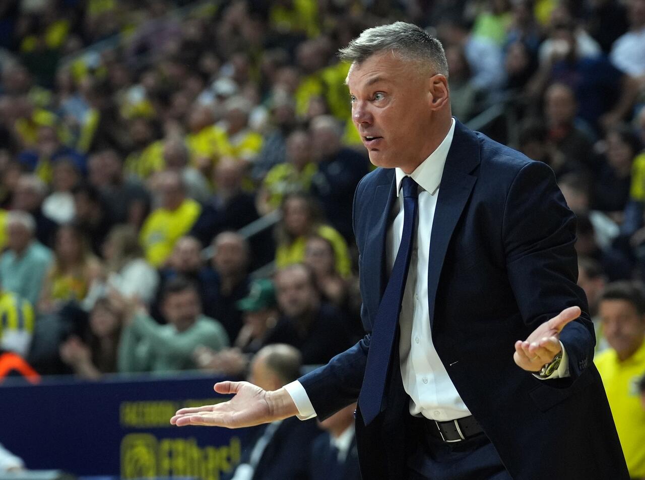 Jasikevicius sottolinea il mancato "sold out" nel derby turco