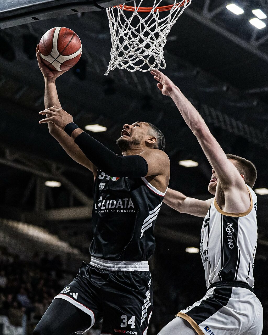 Karim Jallow in azione con la Virtus