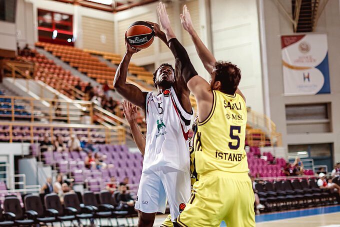 Moses Wright, eccellente sin da subito in maglia Olimpia