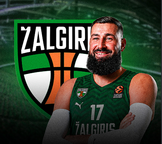 Jonas Valanciunas con la nuova maglia Zalgiris