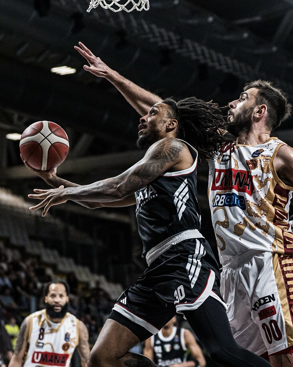 Matt Morgan in azione con la Virtus