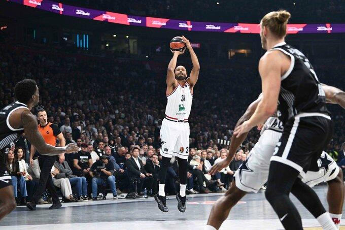 Shields al tiro contro il Partizan
