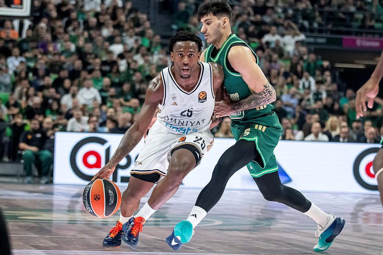 McKinley Wright IV guida magistralmente Dubai